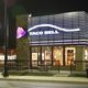 Image for article titled Shuttered Taco Bell mourned in beautiful candlelight vigil